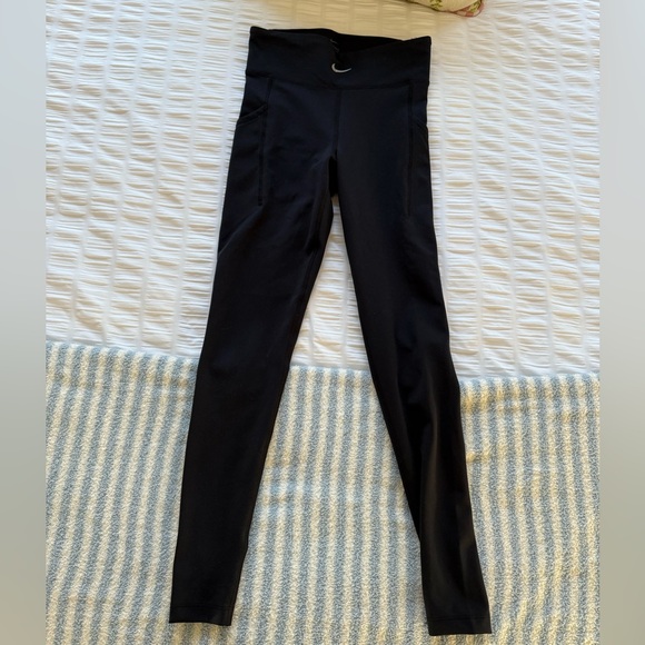 Nike Pro Leggings - Picture 2 of 5